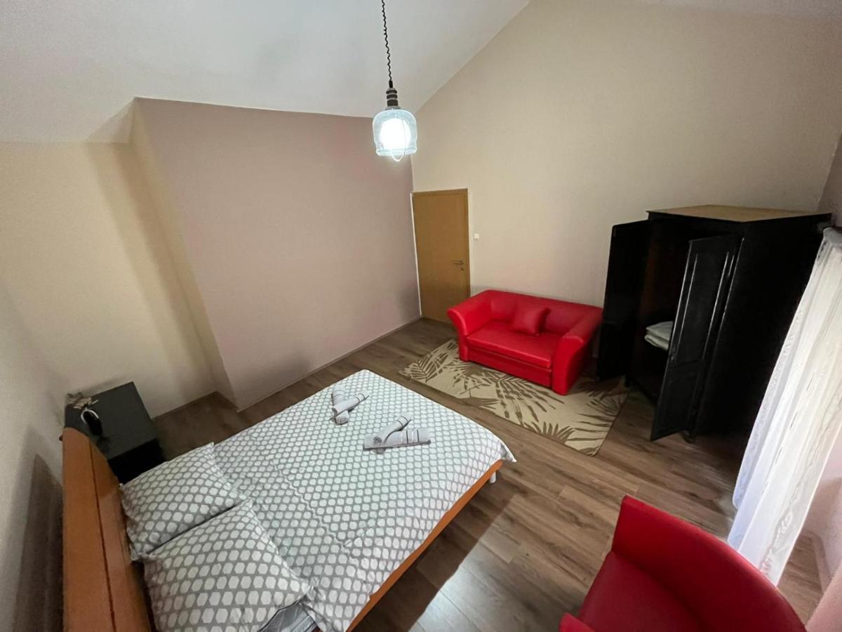 Old Town Apartment メドゥリン エクステリア 写真