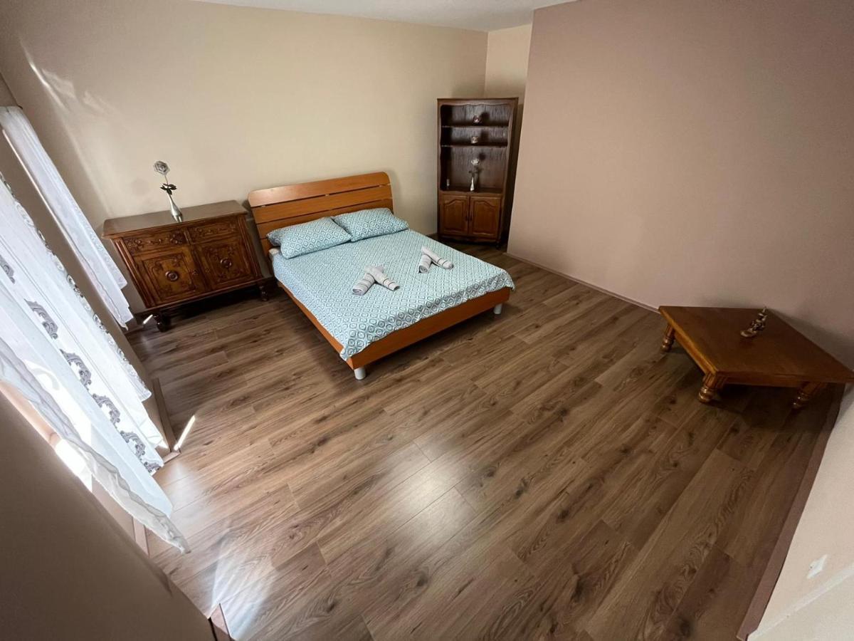 Old Town Apartment メドゥリン エクステリア 写真